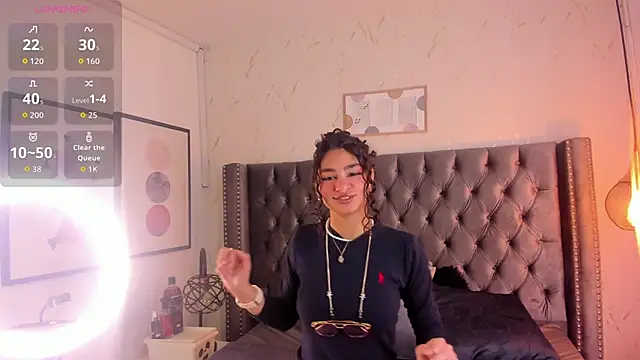 Puffy Hearts online show from 10-16-25, 04:08