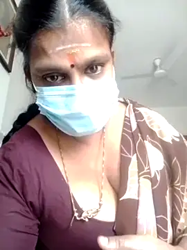 Snapshot of Tamilkeerthi chatting on 02-05-26, 09:14 Tamilkeerthi online show from 02-05-26, 09:14