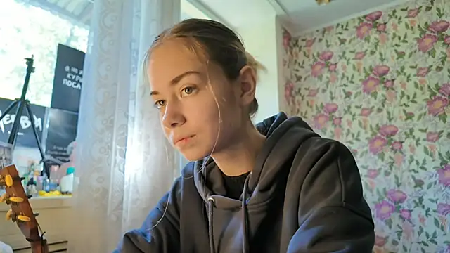 Witching Moon online show from 09-15-25, 07:41