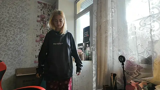 Witching Moon online show from 10-16-25, 07:31