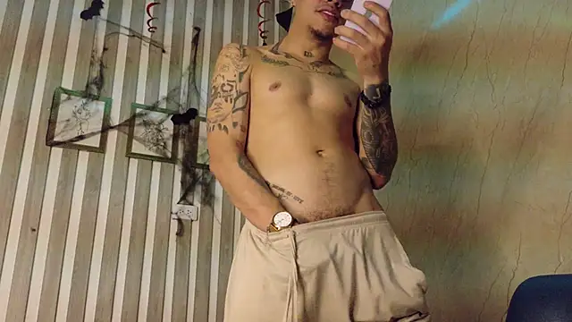 AlphaMasterXxx online show from 10-19-25, 08:59