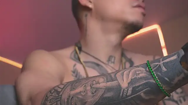 AlphaMasterXxx online show from 03-12-26, 03:34