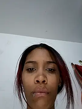 Khalessycute online show from 10-15-25, 04:56