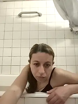 TheBunnyAndTheMaster online show from 04-15-26, 12:06