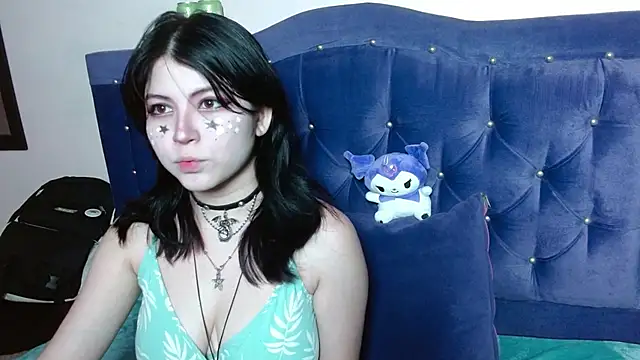 Ginebra Sensual online show from 10-17-25, 12:30