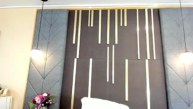 Snapshot of OliviGrace chatting on 05-19-26, 01:56 OliviGrace online show from 05-19-26, 01:56