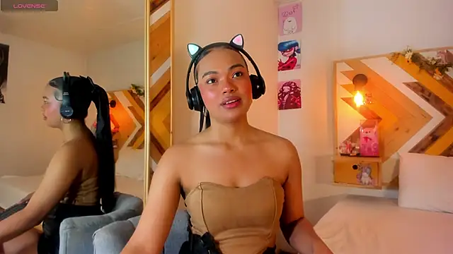 SoleneFontaine online show from 10-14-25, 11:55