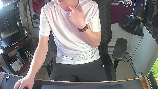 Snapshot of k_dick chatting on 02-11-26, 01:10 k dick online show from 02-11-26, 01:10