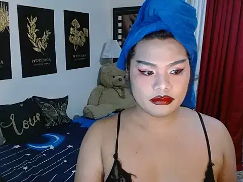 TSbrianaHugeCock online show from 11-14-25, 07:56