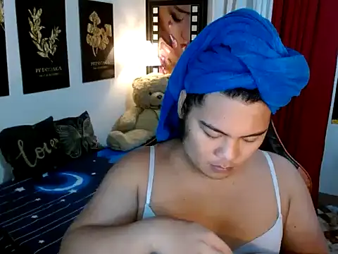 TSbrianaHugeCock online show from 11-15-25, 07:43