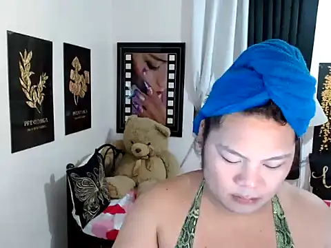 TSbrianaHugeCock online show from 04-11-26, 02:32