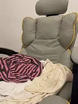 Snapshot of coco-o chatting on 09-17-25, 03:14 coco-o online show from 09-17-25, 03:14