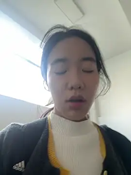 Snapshot of luluya1314 chatting on 11-13-25, 02:21 luluya1314 online show from 11-13-25, 02:21