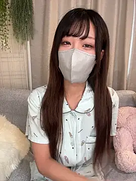 emiiiii1001 online show from 11-01-25, 02:46