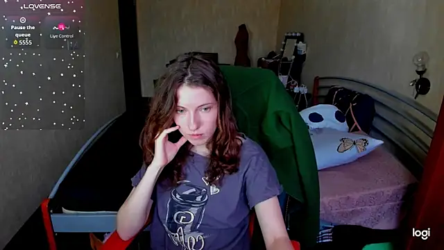 Agata in Wonderland online show from 12-20-25, 09:49