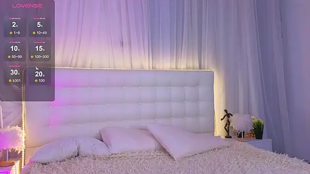 Monica Leen online show from 02-09-26, 06:50