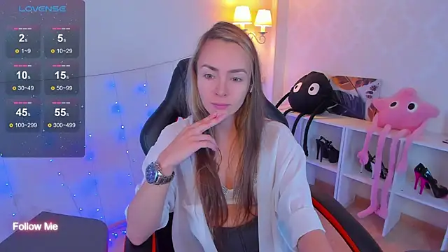 Snapshot of Little_Rockk chatting on 10-06-25, 04:21 Little Rockk online show from 10-06-25, 04:21