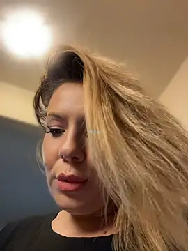 emmasweett11 online show from 08-07-26, 12:51