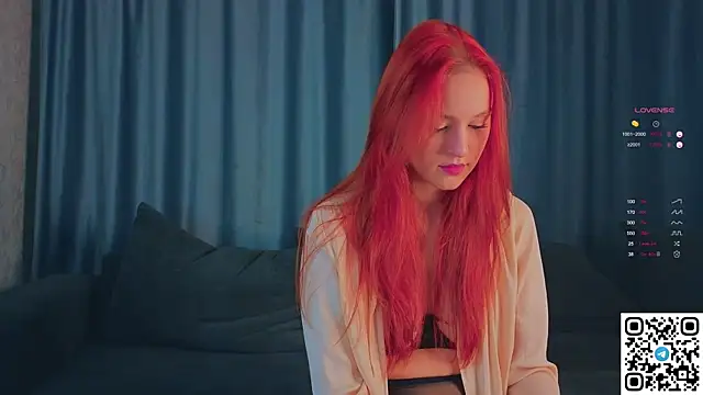 GildedKitten online show from 10-10-25, 06:29