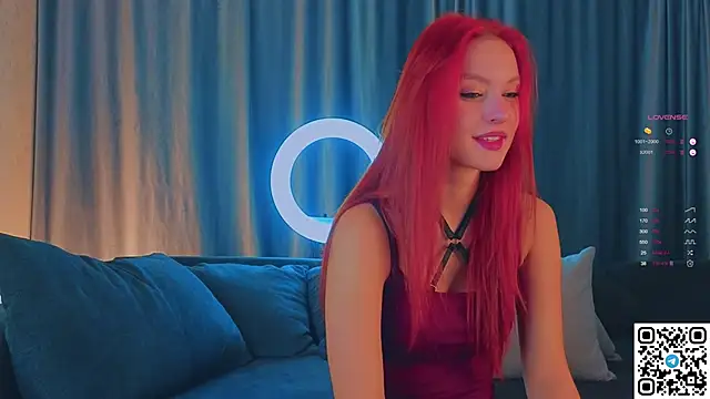 GildedKitten online show from 10-14-25, 06:09