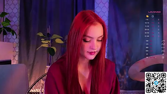 GildedKitten online show from 11-24-25, 06:18