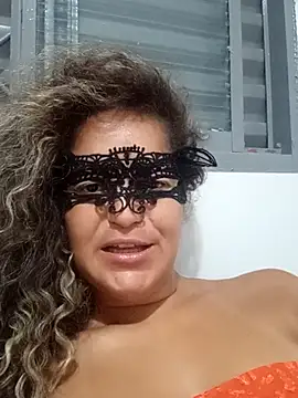 RaphinhaSanches online show from 12-02-25, 09:25