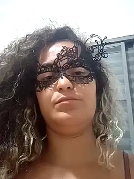 Snapshot of RaphinhaSanches chatting on 12-17-25, 09:32 RaphinhaSanches online show from 12-17-25, 09:32