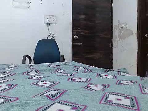 soya queen online show from 09-19-25, 02:24