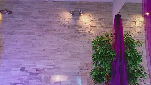 Snapshot of AngelInSinn chatting on 06-16-26, 04:37 AngelInSinn online show from 06-16-26, 04:37