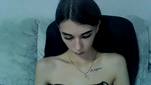 Crazy Empresis online show from 09-11-25, 01:55