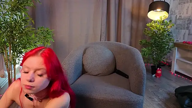 TiannaBorlace online show from 06-07-26, 01:15