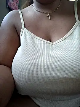 Snapshot of lady_rosie chatting on 10-14-25, 12:33 lady rosie online show from 10-14-25, 12:33