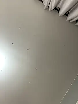 Aliciawhitee online show from 10-13-25, 12:10