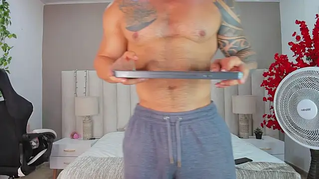 Snapshot of college_muscle_ass1 chatting on 09-22-25, 12:51 college muscle ass1 online show from 09-22-25, 12:51