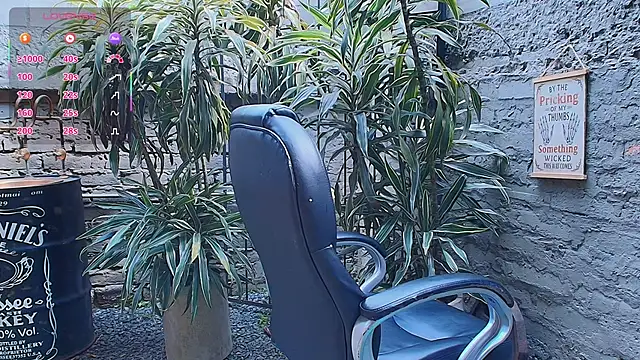 Snapshot of MarcusRain_ chatting on 09-08-25, 07:35 MarcusRain online show from 09-08-25, 07:35