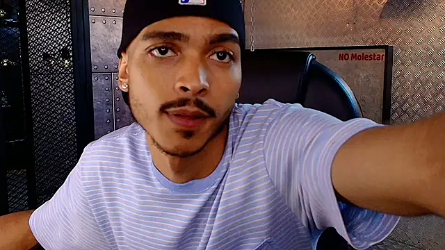 Snapshot of MarcusRain_ chatting on 10-07-25, 03:36 MarcusRain online show from 10-07-25, 03:36