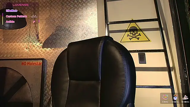 Snapshot of MarcusRain_ chatting on 10-10-25, 02:43 MarcusRain online show from 10-10-25, 02:43