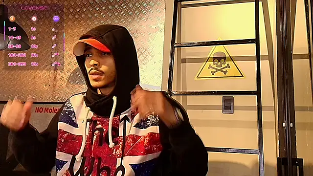 Snapshot of MarcusRain_ chatting on 10-11-25, 03:39 MarcusRain online show from 10-11-25, 03:39