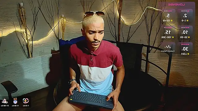 Snapshot of MarcusRain_ chatting on 12-01-25, 03:33 MarcusRain online show from 12-01-25, 03:33