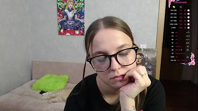 Snapshot of Violetwin chatting on 09-29-25, 05:51 Violetwin online show from 09-29-25, 05:51