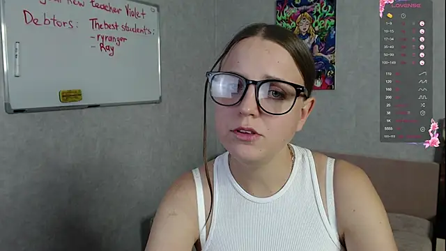 Snapshot of Violetwin chatting on 10-16-25, 05:25 Violetwin online show from 10-16-25, 05:25