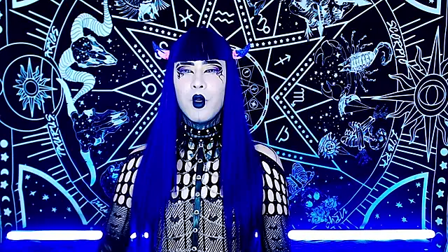 naomi satan online show from 11-22-25, 01:04