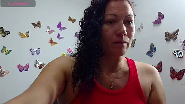 Snapshot of TifanyQueen_ chatting on 07-15-26, 04:01 TifanyQueen online show from 07-15-26, 04:01
