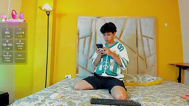 bjorn andresen  online show from 11-05-25, 08:09