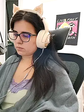 CutteGirl99 online show from 10-22-25, 01:39