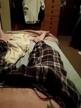 Empi19cm online show from 10-18-25, 03:42