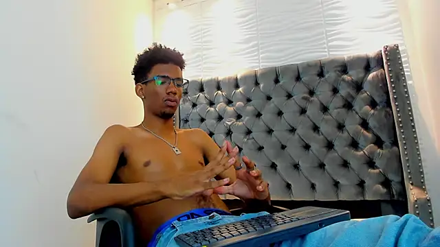 nero reyd online show from 10-21-25, 07:47