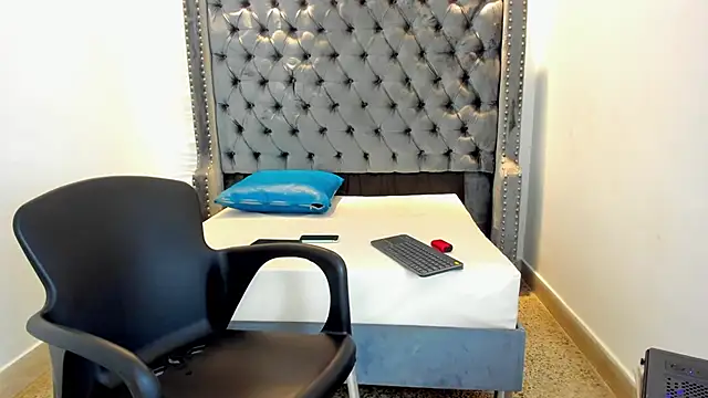 nero reyd online show from 02-05-26, 07:29