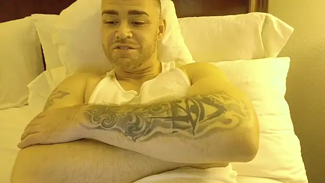 Snapshot of Dallasbest214 chatting on 11-30-25, 10:08 Dallasbest214 online show from 11-30-25, 10:08