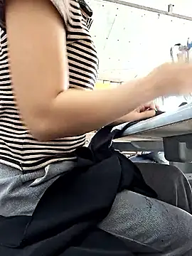 irina hana online show from 11-27-25, 01:18